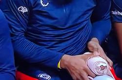 开云体育网页版-凯尔特人王牌球员哈登受伤，球队面临新困境